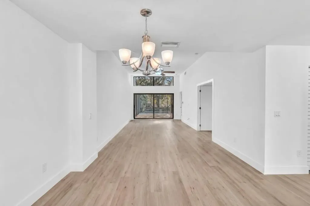 6708 Canary Palm Circle Boca Raton FL 33433