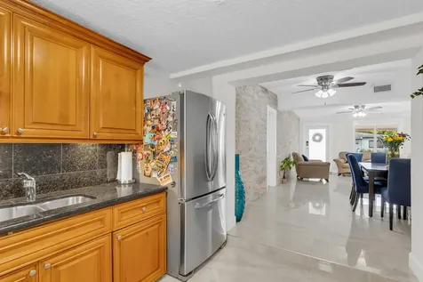 6350 SW 32 Street Miami FL 33155