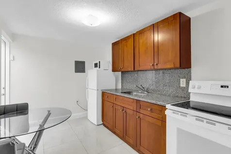 6350 SW 32 Street Miami FL 33155