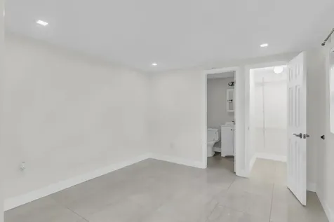 6350 SW 32 Street Miami FL 33155
