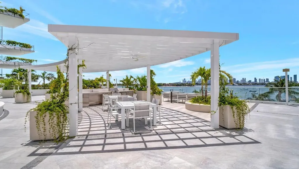1330 West Avenue Miami Beach FL 33139