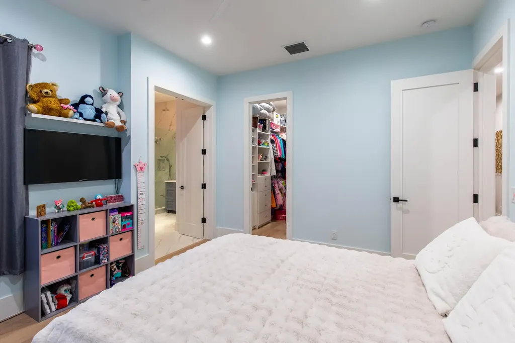1768 Breakers West Boulevard W West Palm Beach FL 33411