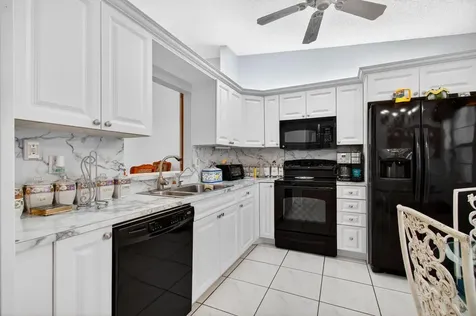 6292 Kings Gate Circle Delray Beach FL 33484
