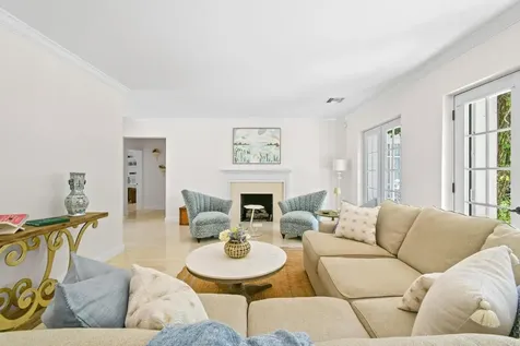 117 Via Vizcaya Palm Beach FL 33480