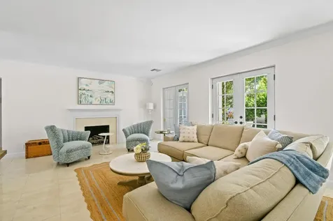 117 Via Vizcaya Palm Beach FL 33480