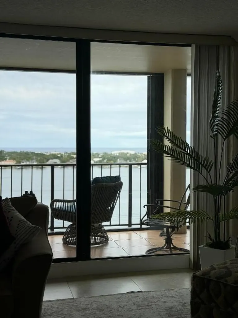 130 Lakeshore Drive North Palm Beach FL 33408