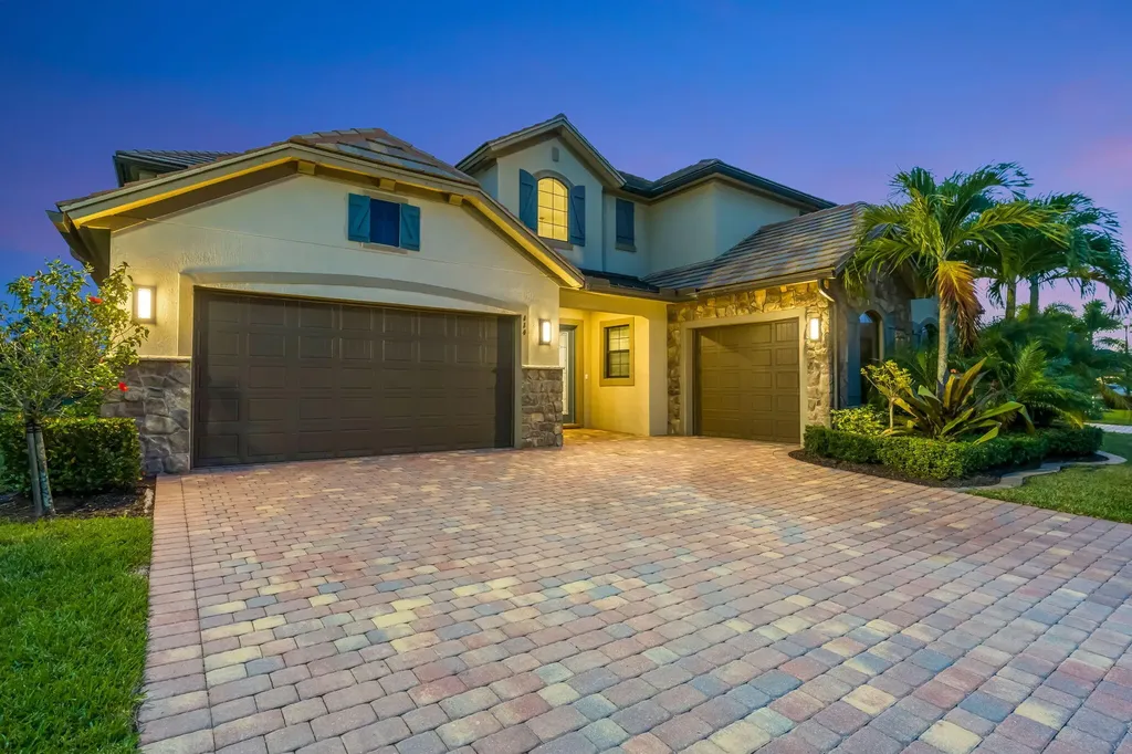 114 Indigo River Point Jupiter FL 33478