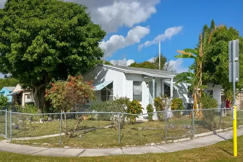 1060 W 26th Court Riviera Beach FL 33404