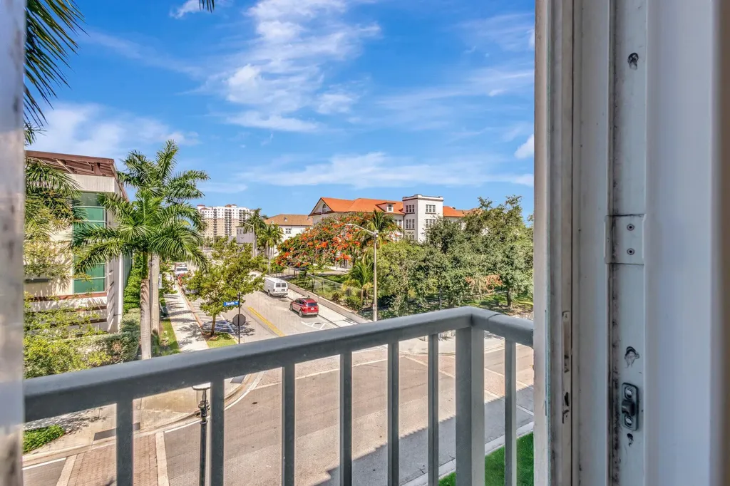 720 S Sapodilla Avenue West Palm Beach FL 33401
