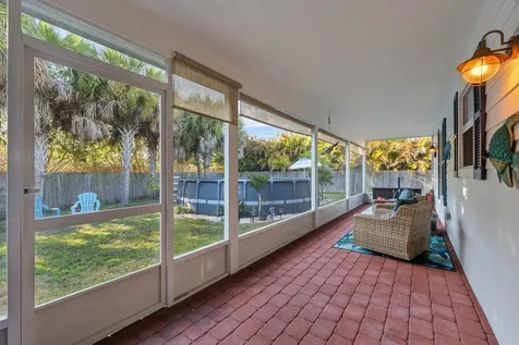 2263 4th Avenue SE Vero Beach FL 32962