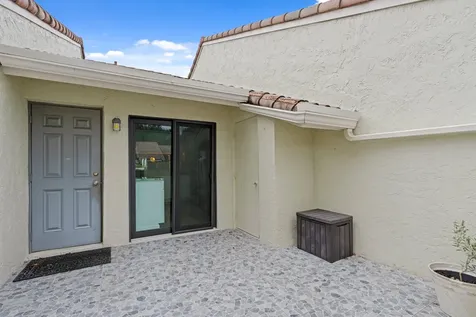 490 Hardwood Place Boca Raton FL 33431