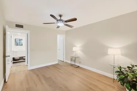 826 Normandy R Delray Beach FL 33484