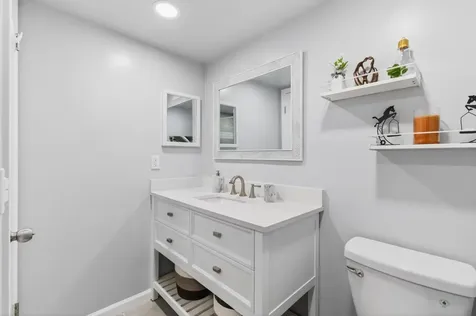 826 Normandy R Delray Beach FL 33484