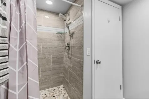 826 Normandy R Delray Beach FL 33484
