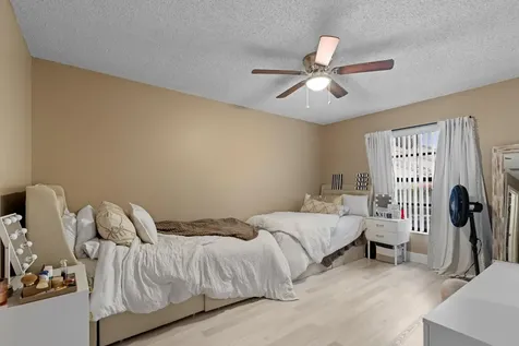 492 Hardwood Place Boca Raton FL 33431