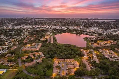 492 Hardwood Place Boca Raton FL 33431