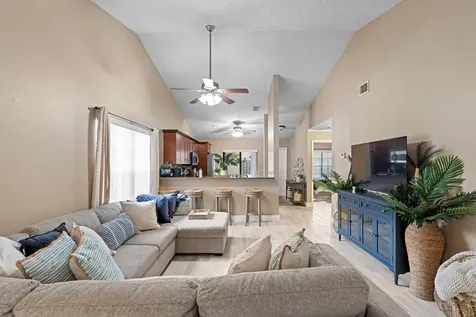 492 Hardwood Place Boca Raton FL 33431