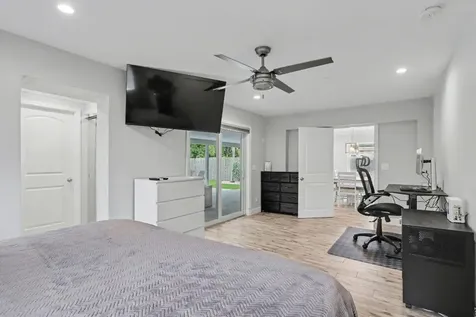 124 SW 11th Avenue Boynton Beach FL 33435
