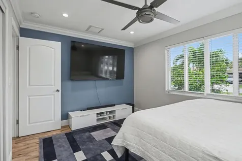 124 SW 11th Avenue Boynton Beach FL 33435