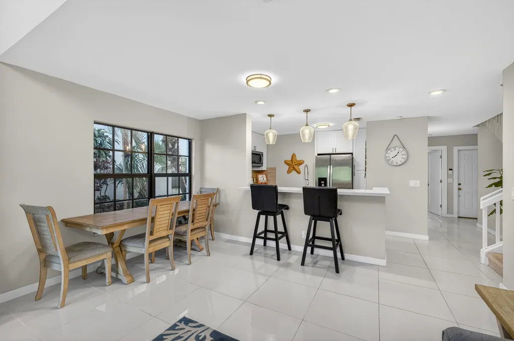 2320 Treasure Isle Drive Palm Beach Gardens FL 33410