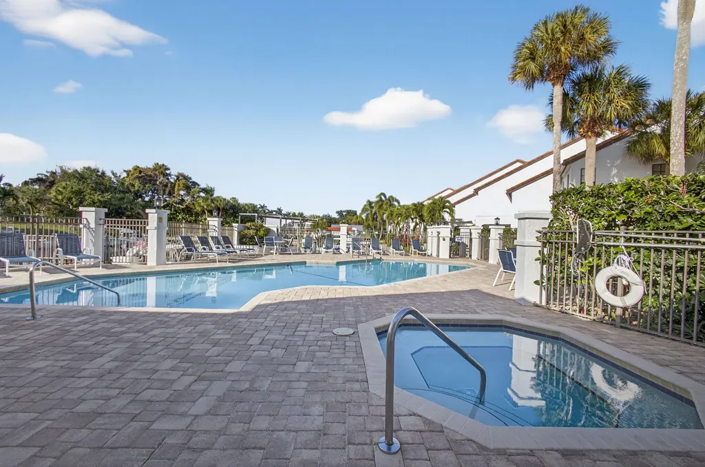 2320 Treasure Isle Drive Palm Beach Gardens FL 33410