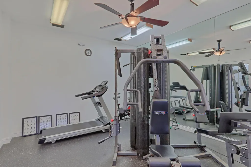 2320 Treasure Isle Drive Palm Beach Gardens FL 33410