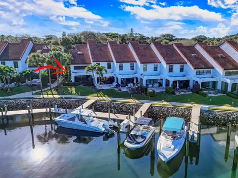2320 Treasure Isle Drive Palm Beach Gardens FL 33410