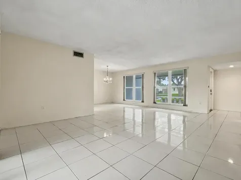 5037 SW 89th Avenue Cooper City FL 33328