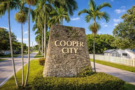5037 SW 89th Avenue Cooper City FL 33328