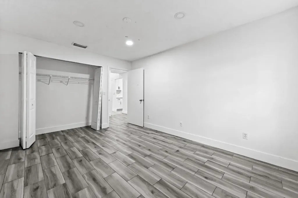 1390 Summit Run Circle West Palm Beach FL 33415