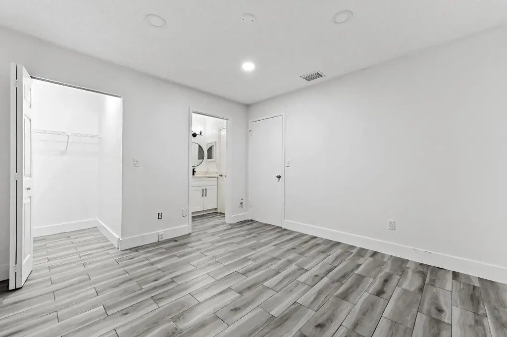 1390 Summit Run Circle West Palm Beach FL 33415