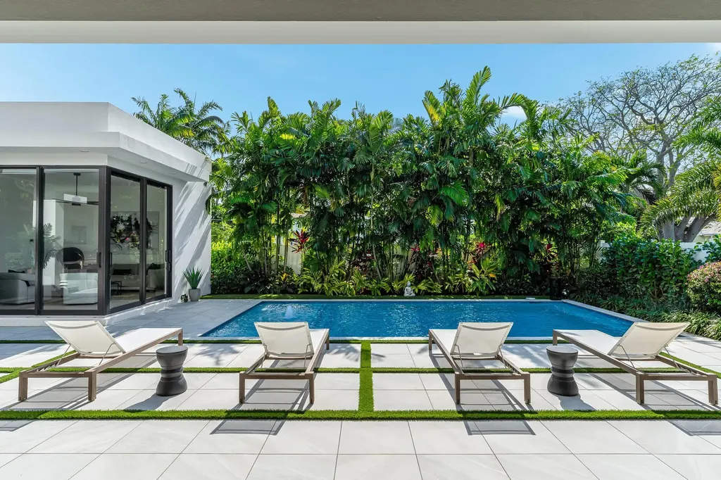 400 NE 4th Street Boca Raton FL 33432
