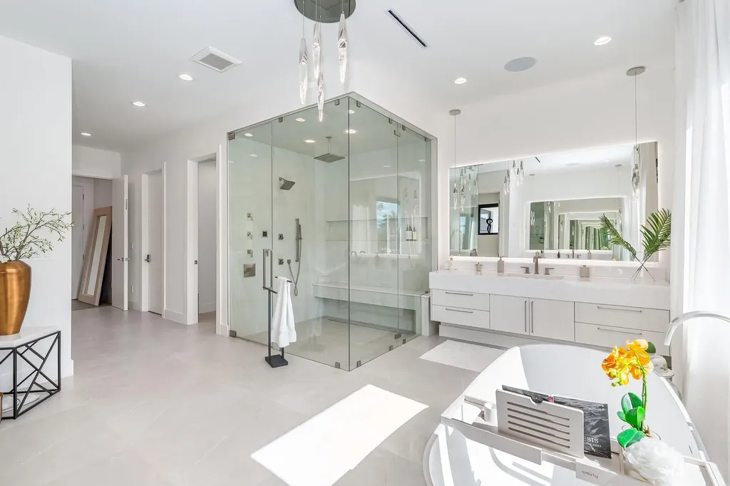 400 NE 4th Street Boca Raton FL 33432