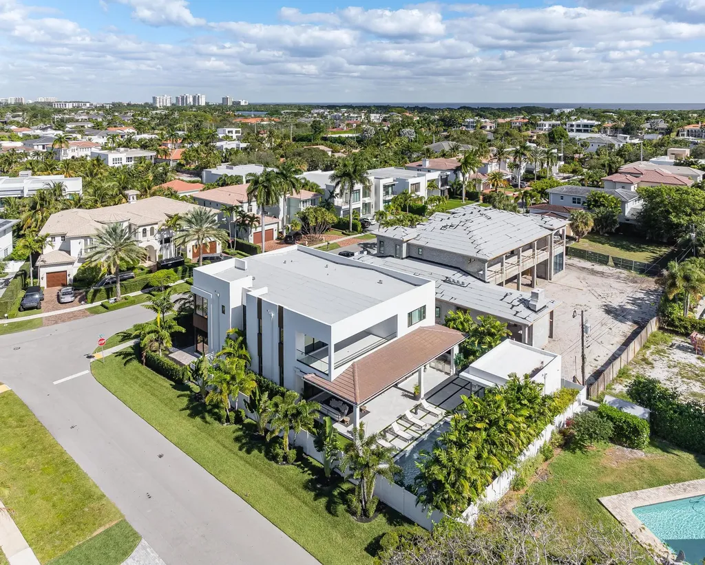 400 NE 4th Street Boca Raton FL 33432