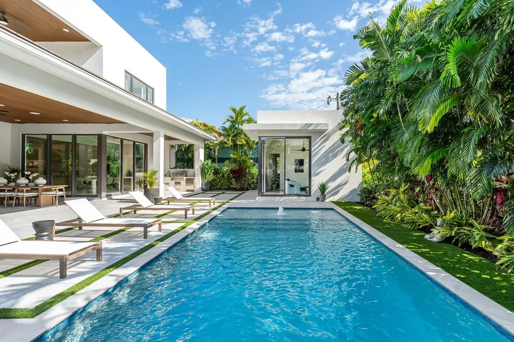 400 NE 4th Street Boca Raton FL 33432