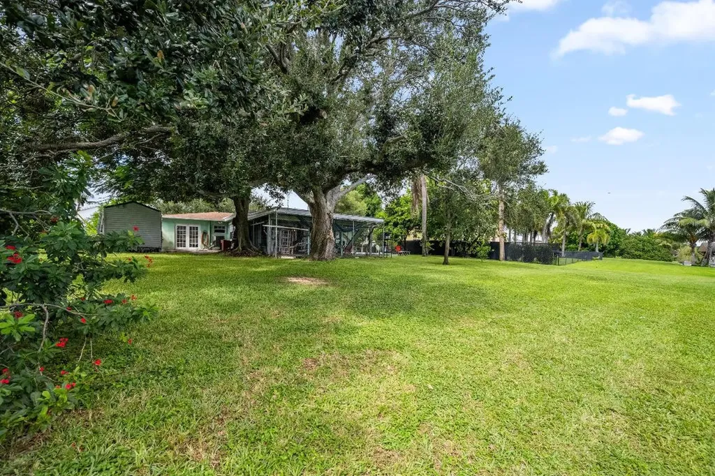 6400 Carambola Circle West Palm Beach FL 33406