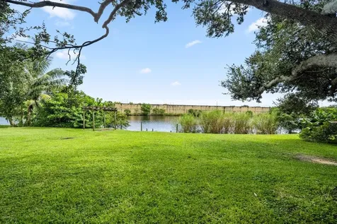 6400 Carambola Circle West Palm Beach FL 33406