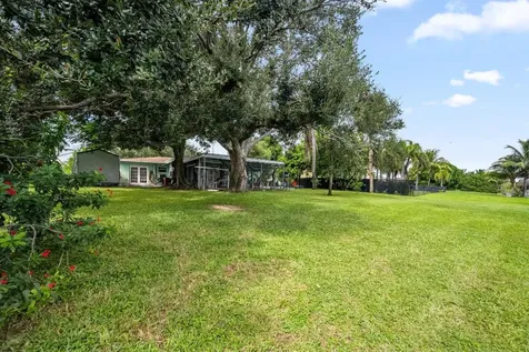 6400 Carambola Circle West Palm Beach FL 33406