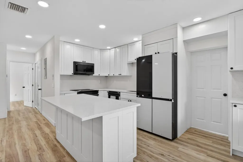 5183 NE 15th Avenue Pompano Beach FL 33064