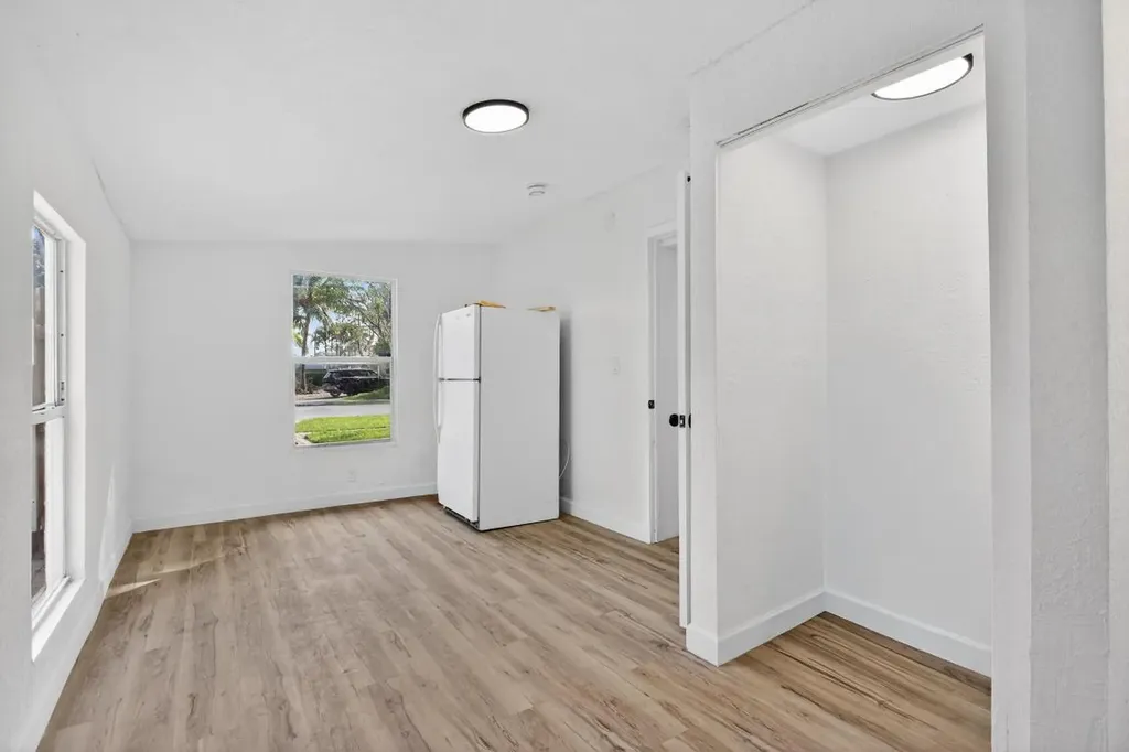 5183 NE 15th Avenue Pompano Beach FL 33064