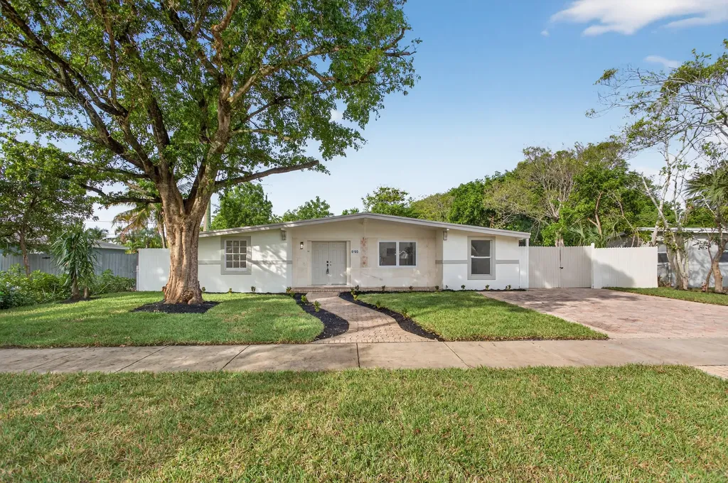 5183 NE 15th Avenue Pompano Beach FL 33064