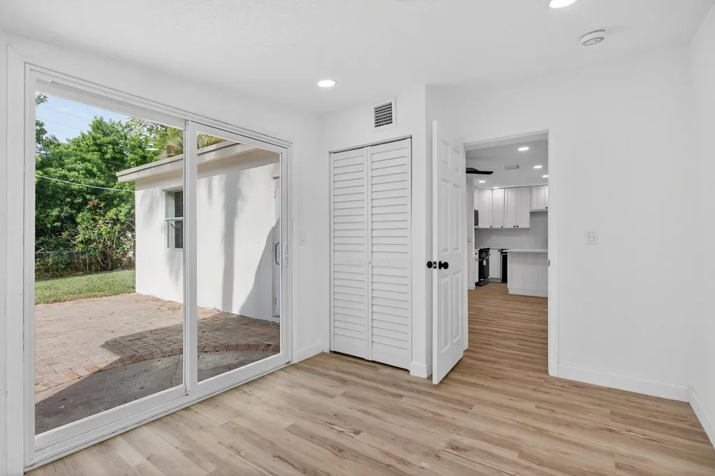 5183 NE 15th Avenue Pompano Beach FL 33064
