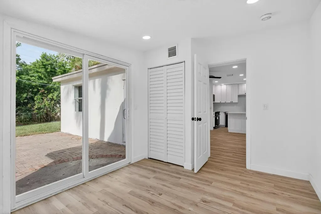 5183 NE 15th Avenue Pompano Beach FL 33064