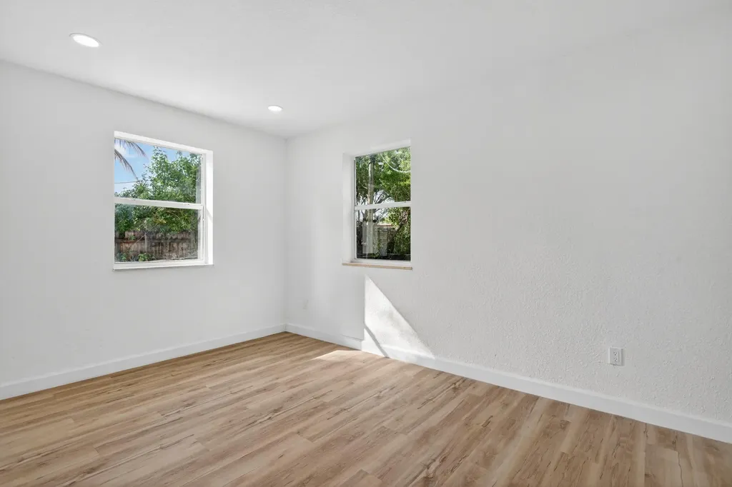 5183 NE 15th Avenue Pompano Beach FL 33064