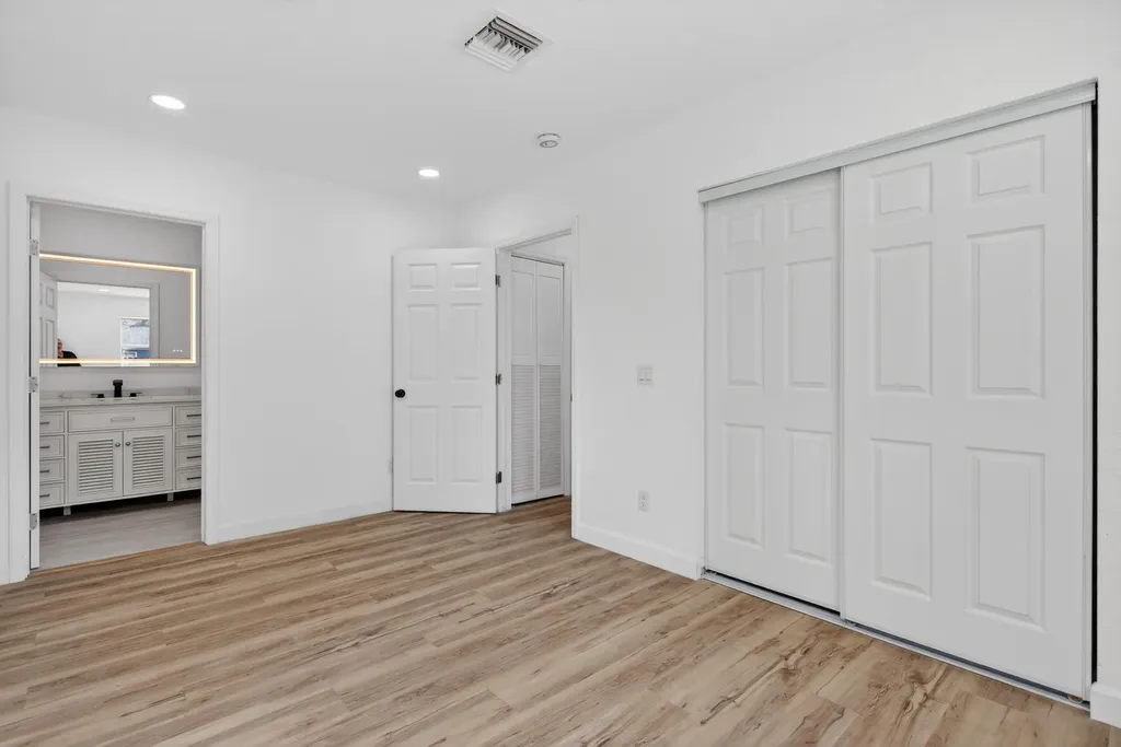 5183 NE 15th Avenue Pompano Beach FL 33064