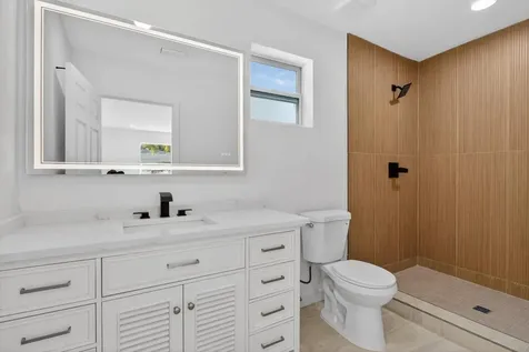5183 NE 15th Avenue Pompano Beach FL 33064