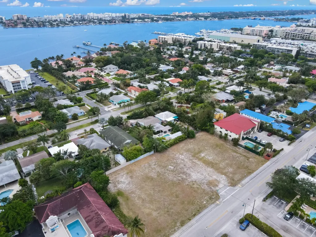 1600 S Federal Highway Lake Worth Beach FL 33460