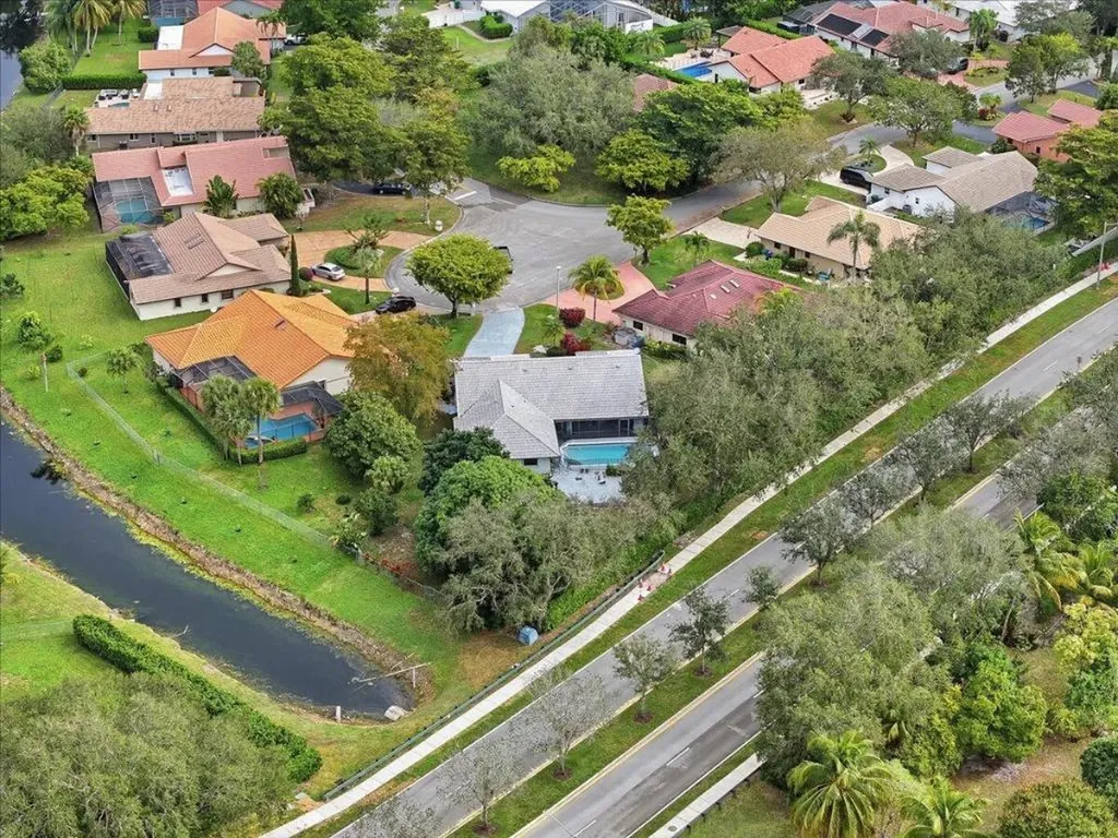 8870 NW 49th Drive Coral Springs FL 33067