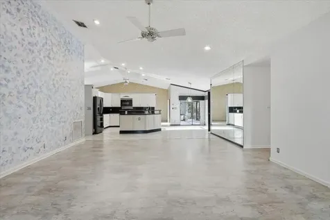 8870 NW 49th Drive Coral Springs FL 33067