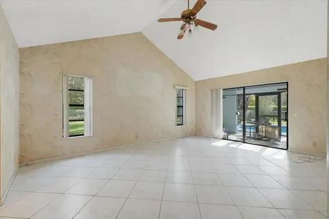 8870 NW 49th Drive Coral Springs FL 33067